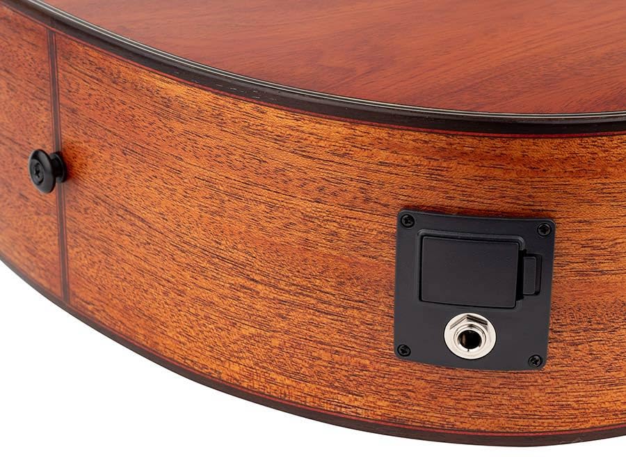 Bromo BAT4MCE Auditorium Westerngitarre elektroakustisch, Cutaway, massive Mahagonidecke, inkl. Case